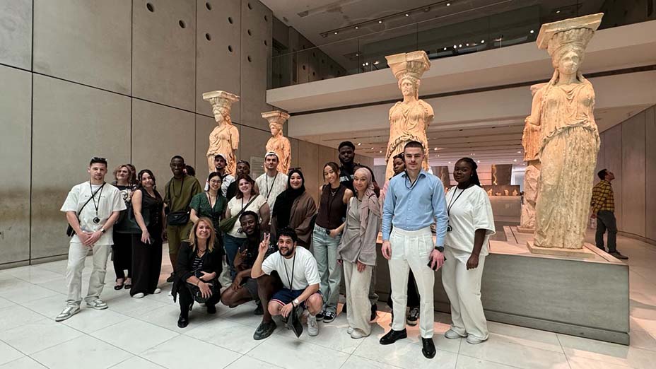 Direction la Grèce pour nos étudiants de 3ème année Direction la Grèce pour nos étudiants de 3ème année